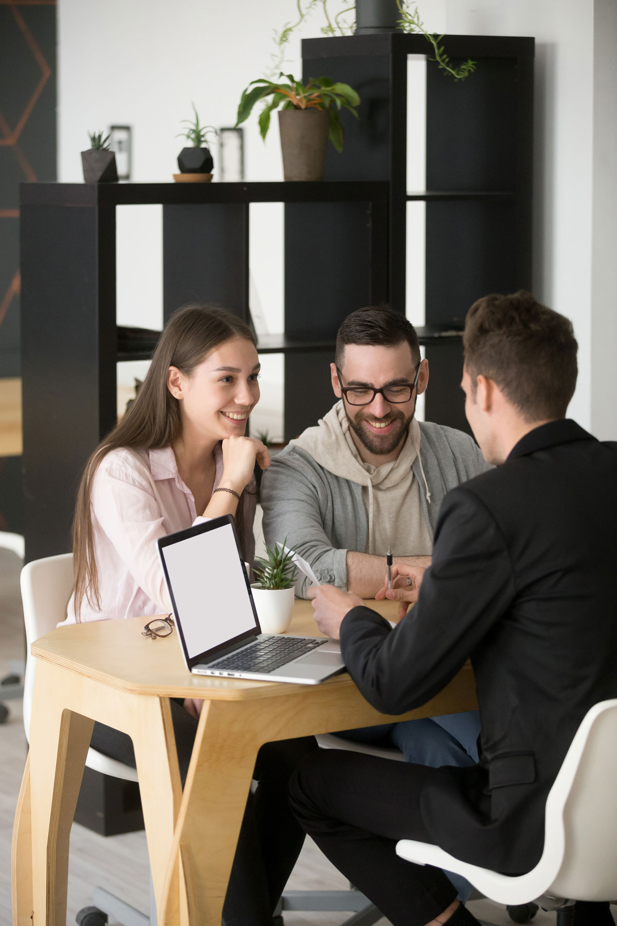 Why Use a Mortgage Broker? The Benefits Explained